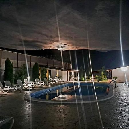 Vila Hercules Dubova Esterno foto