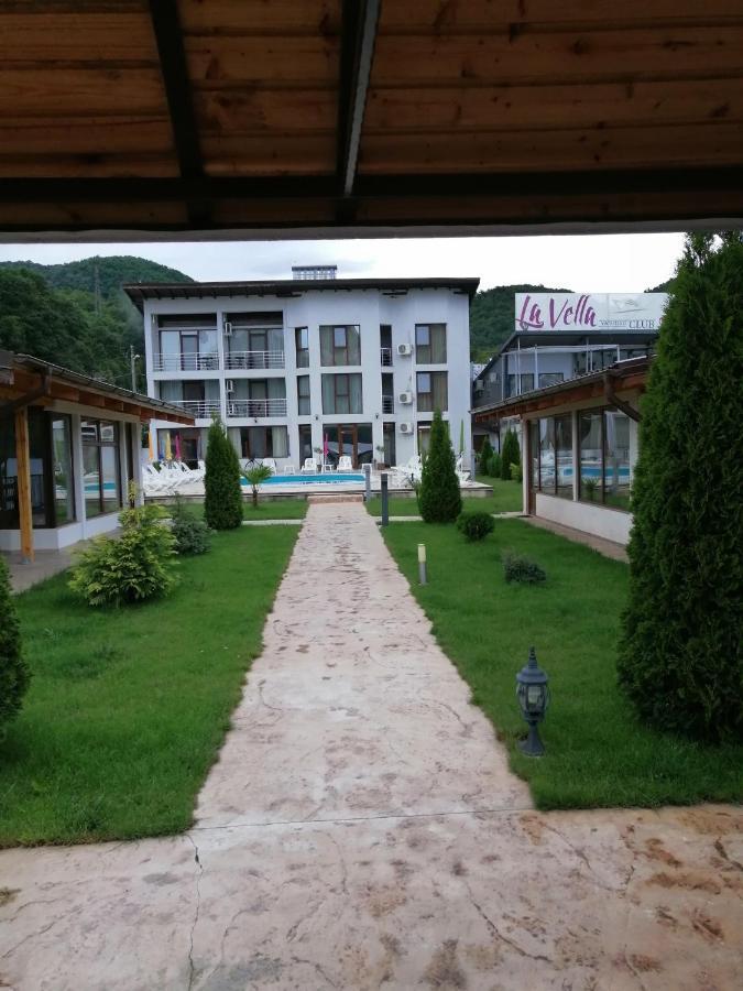 Vila Hercules Dubova Esterno foto