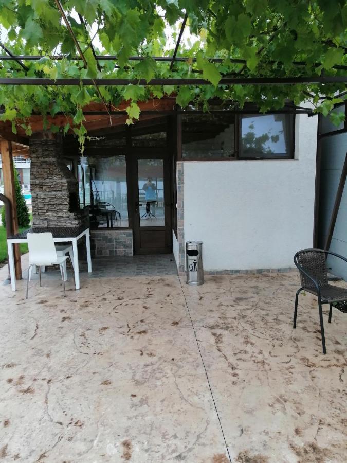 Vila Hercules Dubova Esterno foto